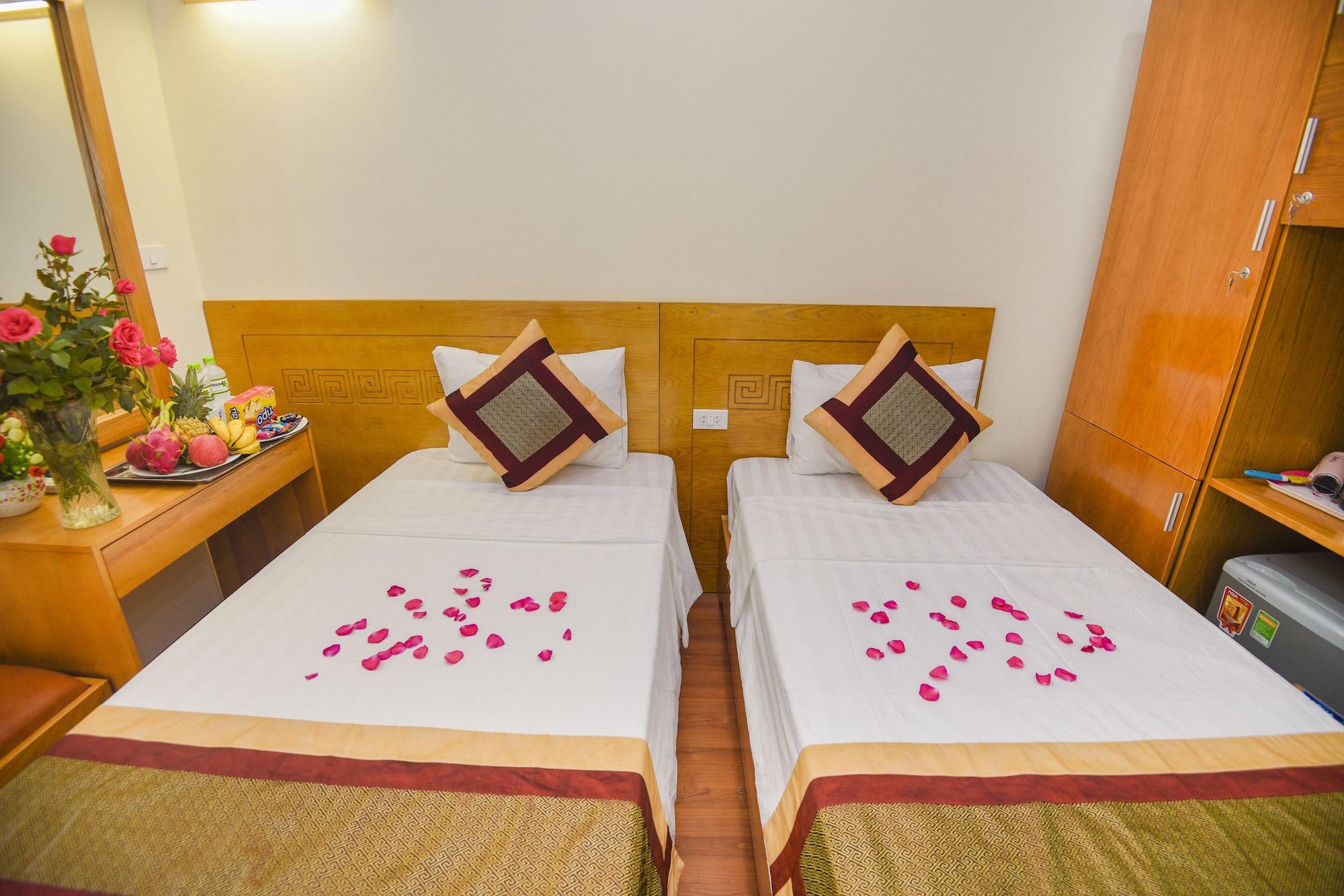 Old Town Palace Guest House Hanoi Esterno foto