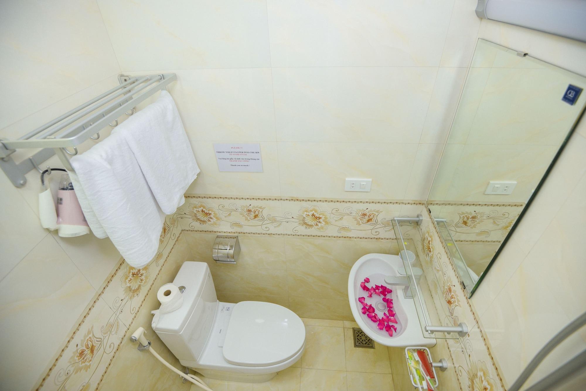 Old Town Palace Guest House Hanoi Esterno foto
