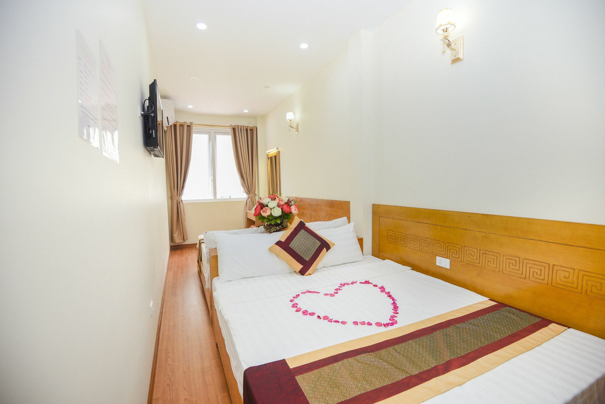 Old Town Palace Guest House Hanoi Esterno foto